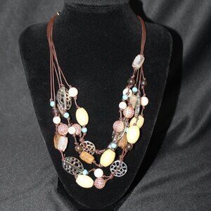 Premier Designs Del Monte Necklace